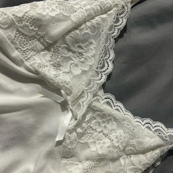 SHEIN Ivory Cami with Delicate Trim - Picture 5 of 5